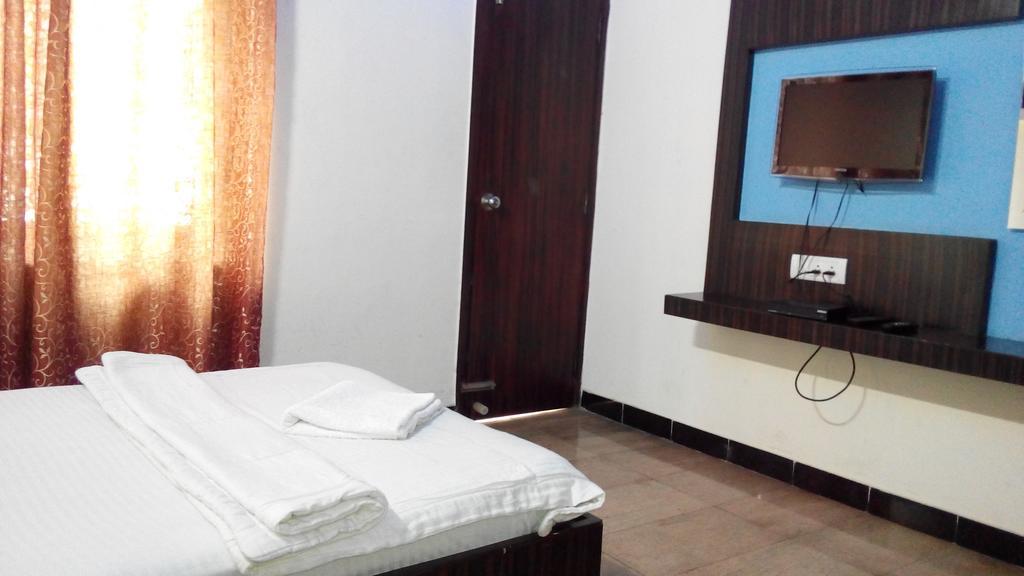 Hotel Richmond Residency Bangalore Room photo